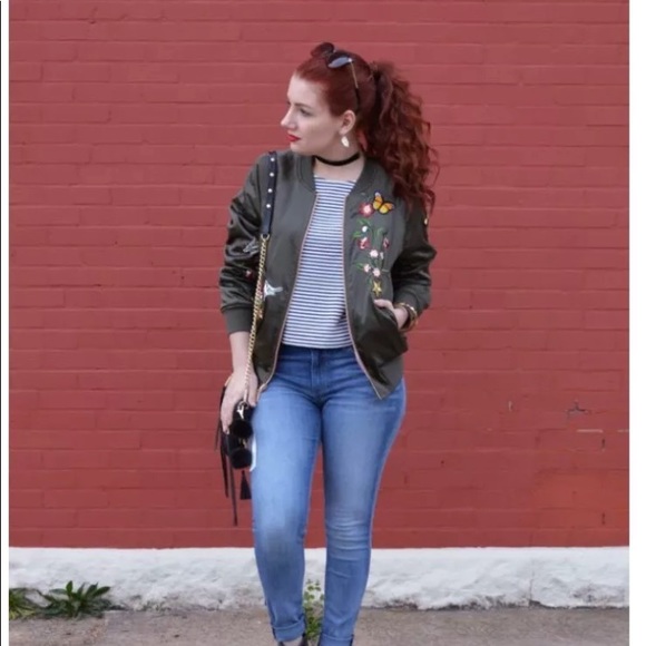 New embroidery bomber jacket spring Karlie Kloss - Picture 2 of 7